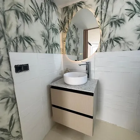 Los Hoteles * Σάντα Κρουζ Τενερίφης